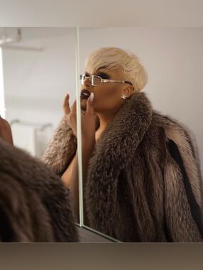 Join My Show & Follow For FREE GLAM GIFT !